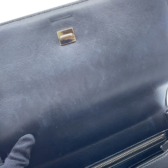 GIVENCHY Black Leather Shoulder Bag - Picture 6 of 16